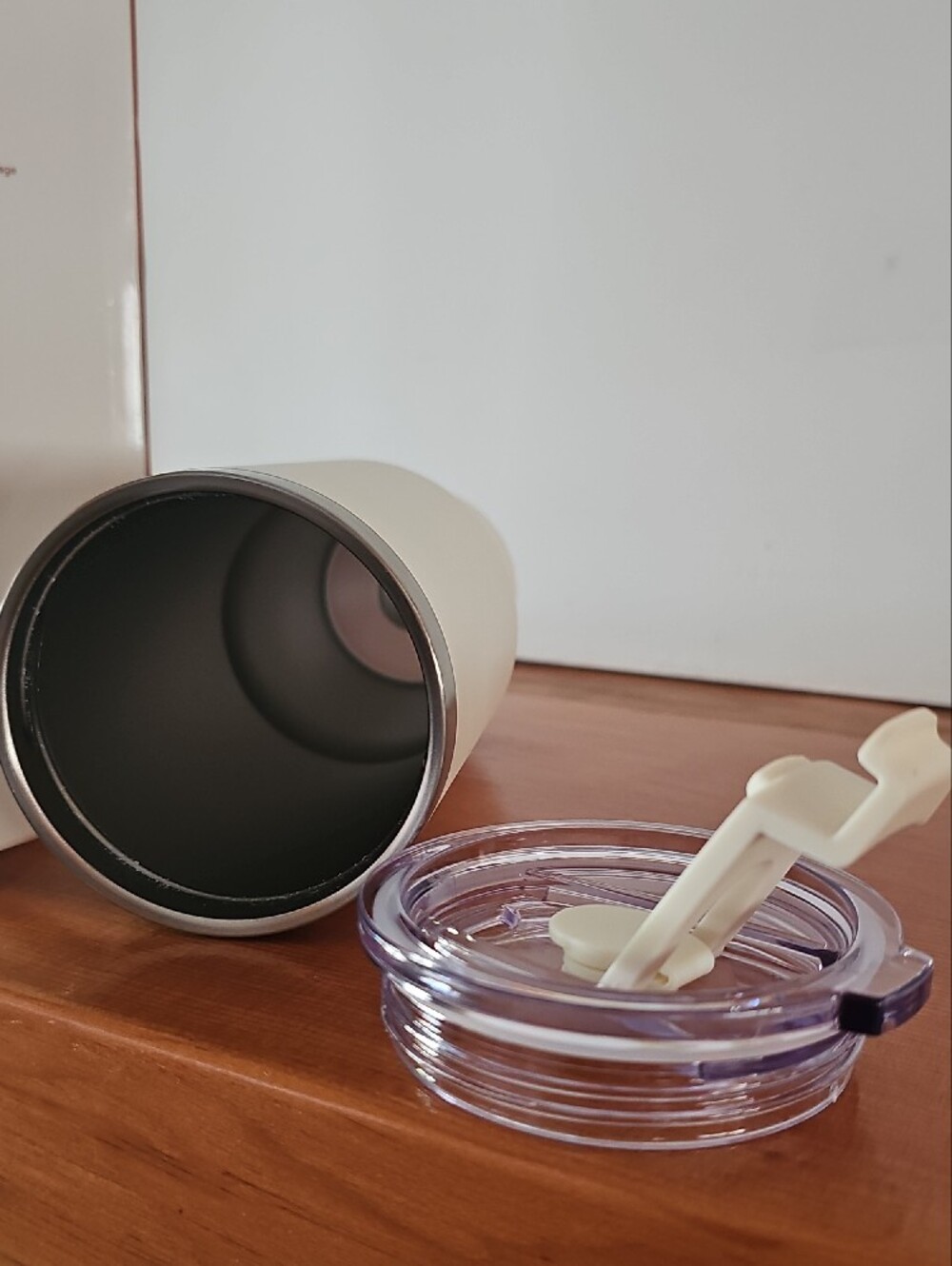 Cream Travel Mug with Handle - Picture 6 of 6